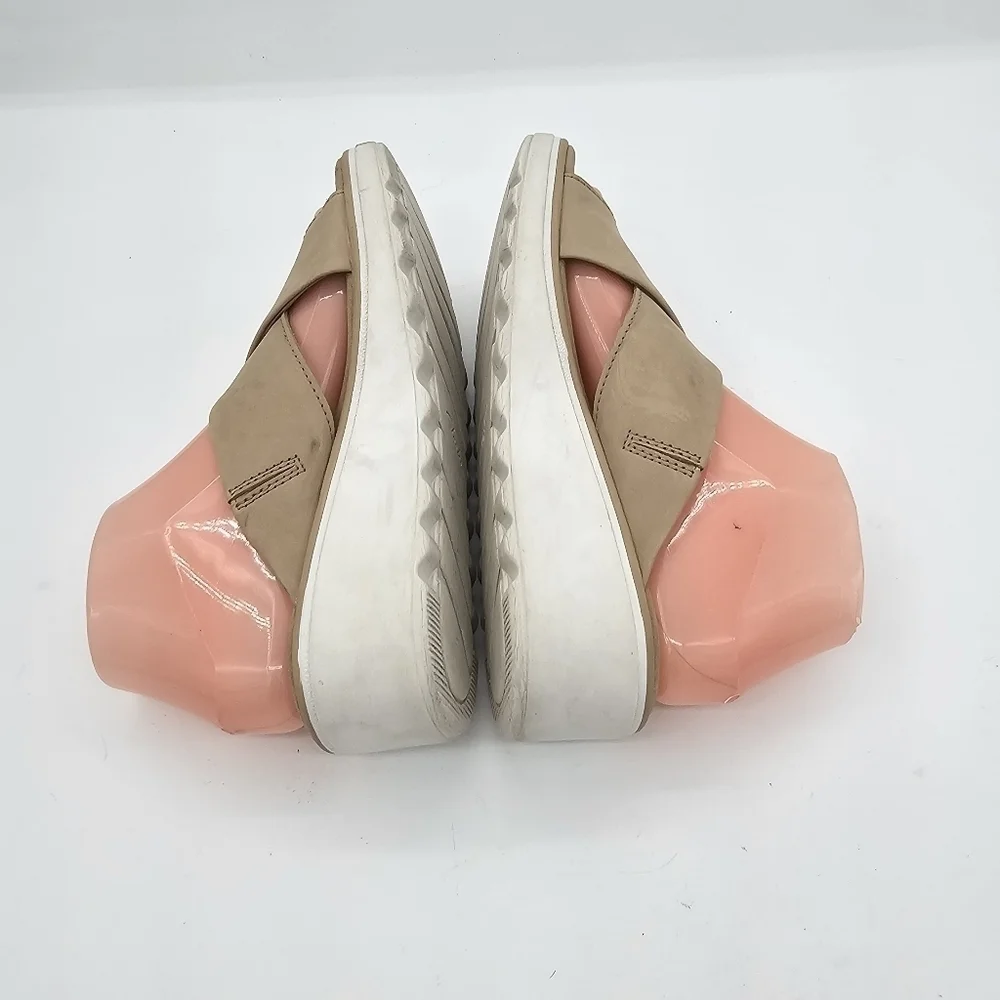 Clarks Jillian Gem Wedge Sandals Beige Leather Size 8 US